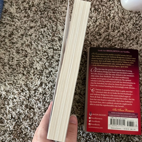 Bridgerton Book Series Books 1&2 - Picture 3 of 9